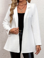 Women's Elegant and Structured Blazer Jacket