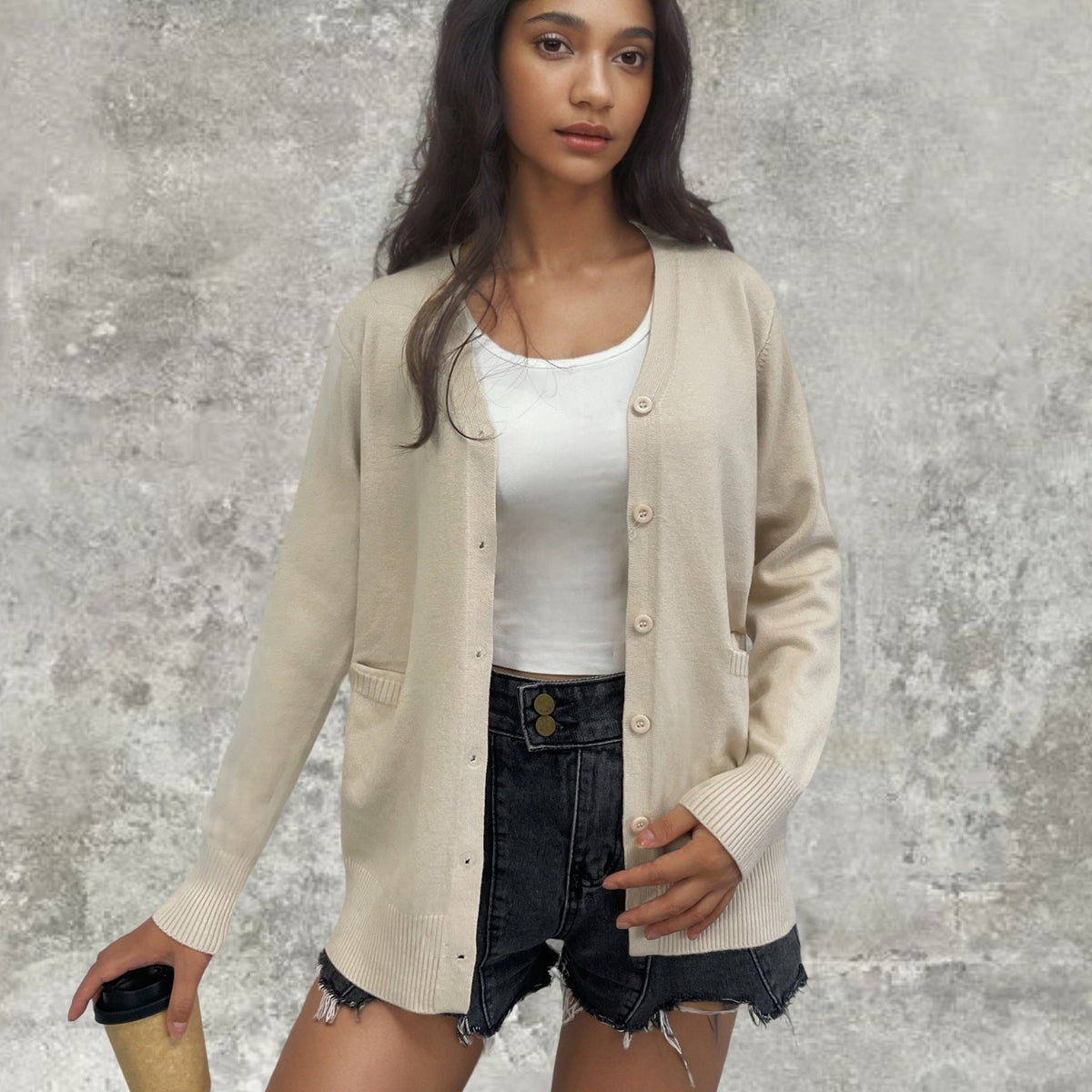 Women's Elegant Cardigan with Pockets and Button Placket