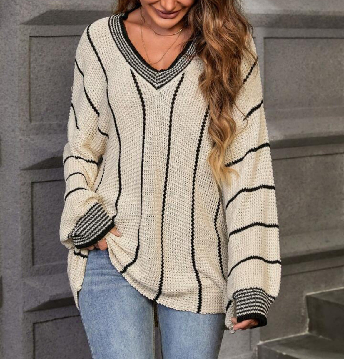 Women's Chunky Knit Sweater with V-Neck and Striped Pattern