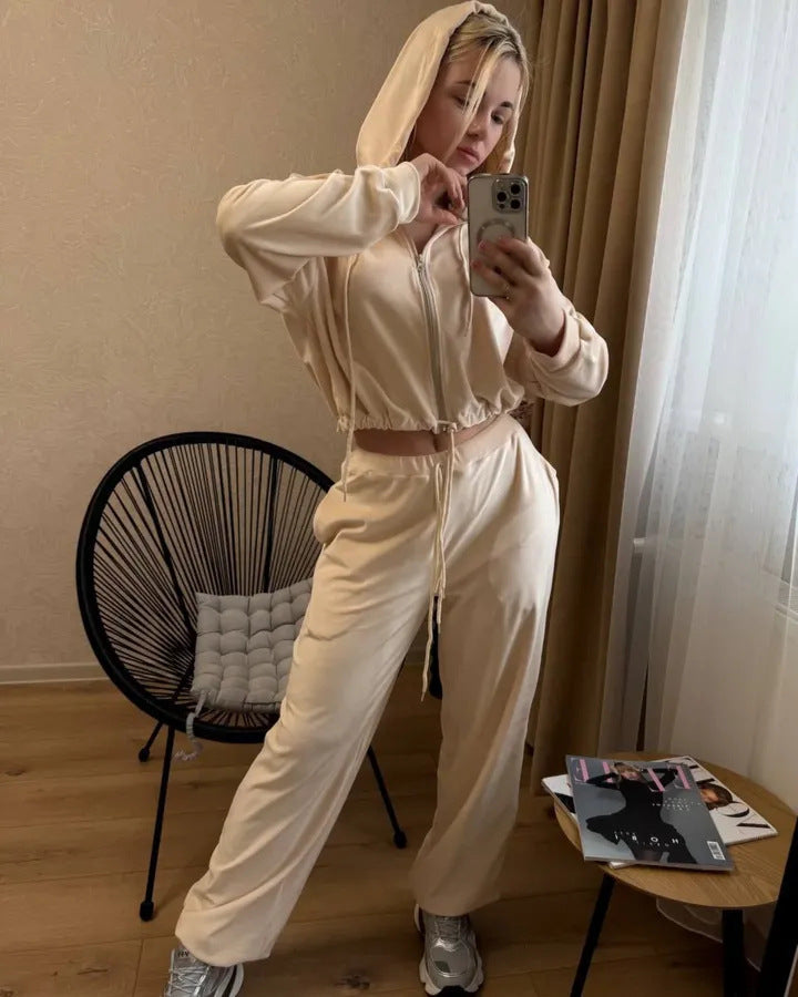 Women's Luxurious Velour Leisure Set