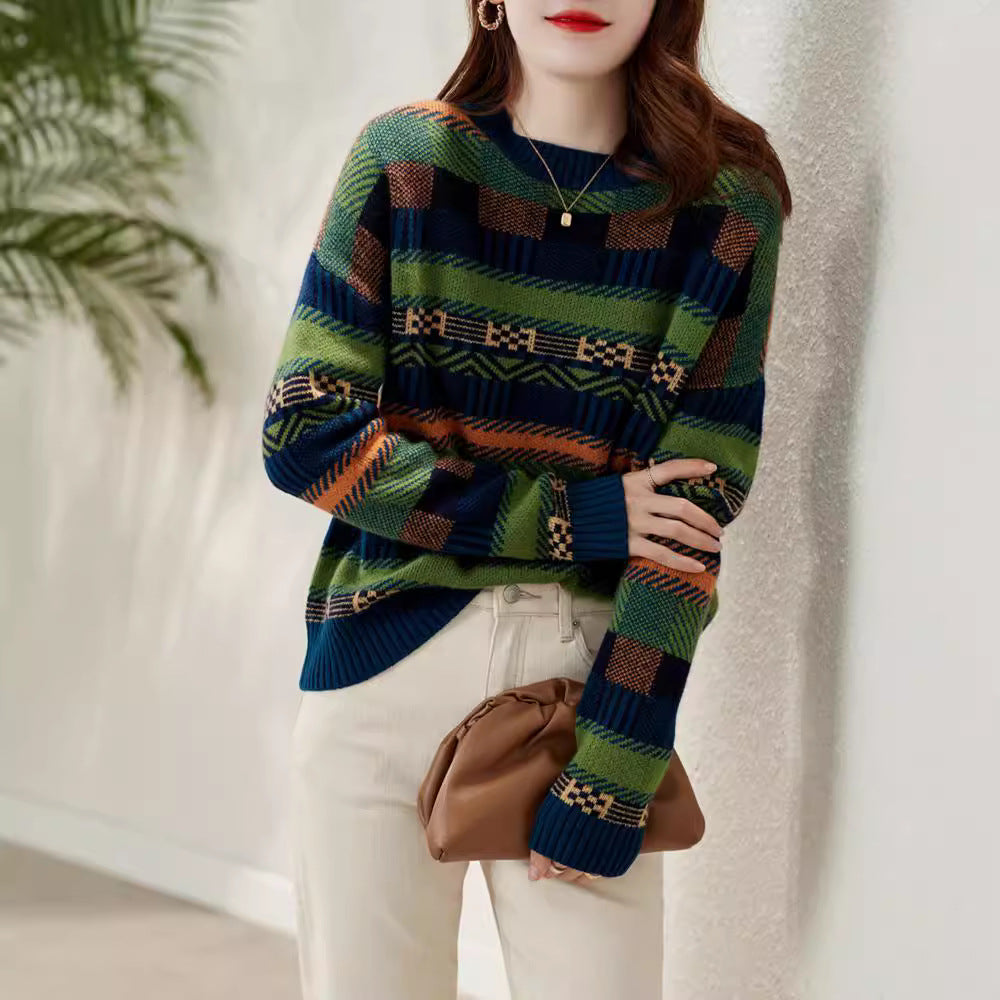 Women's Patterned Knit Sweater with Crew Neck and Soft Fluffy Texture