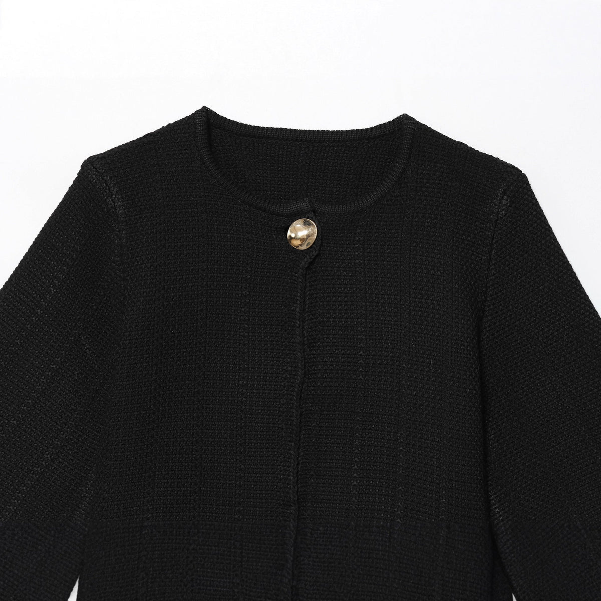 Women's Elegant Cardigan with Decorative Button