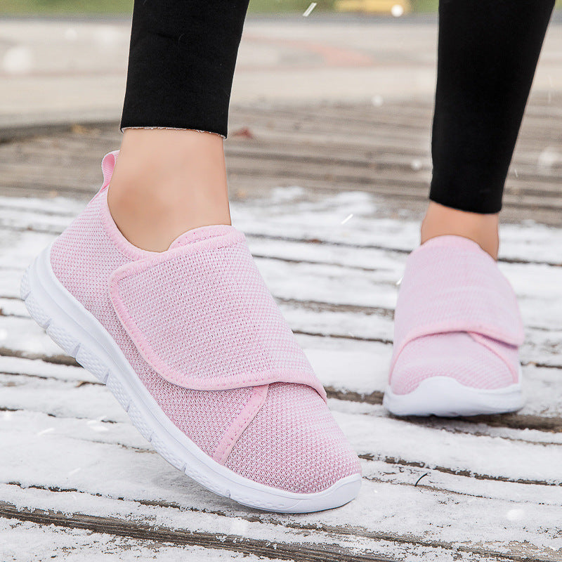 Women's Everyday Sneakers with Elastic Entry and Non-Slip Sole