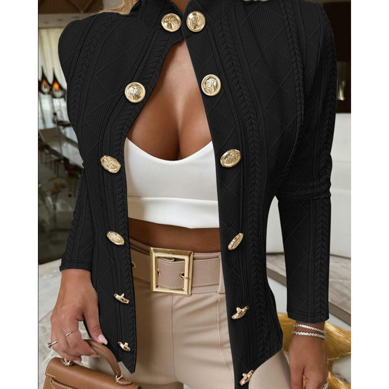 Elegant Knit Cardigan with Decorative Buttons