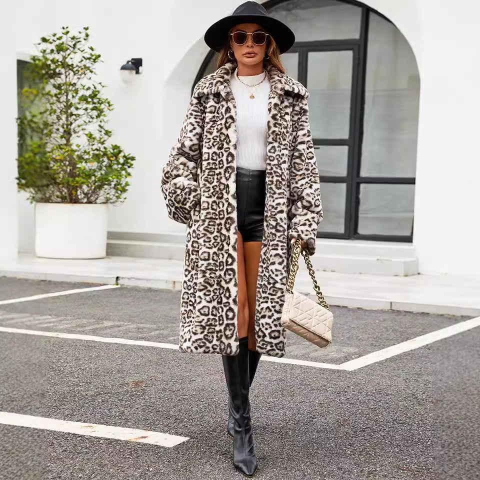 Women's Elegant and Stylish Faux Fur Coat