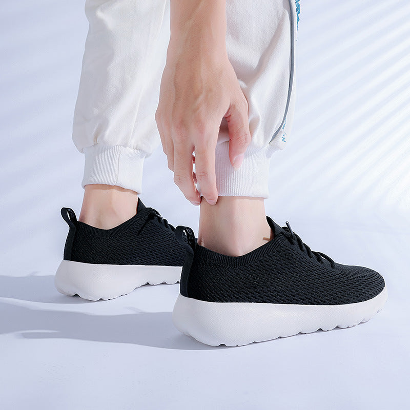 Women's Breathable Sports Shoes with Comfortable Cushioning Technology