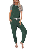 Women's Casual Leisure Suit with Modern Cut