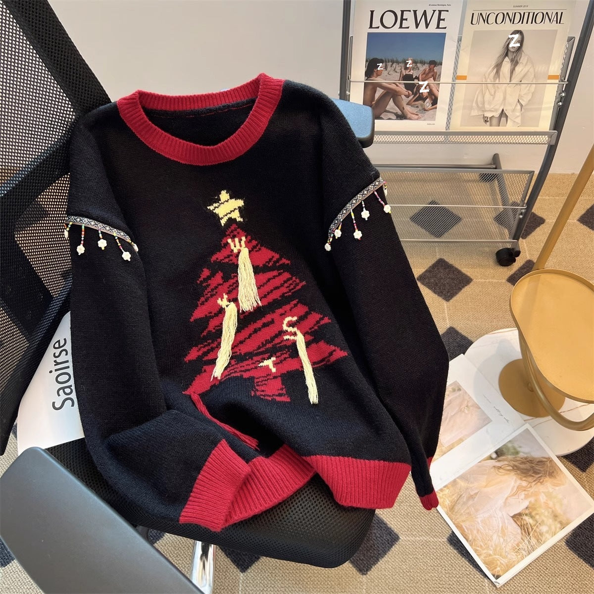 Women's Festive Knit Sweater with Christmas Tree Motif and Playful Accents