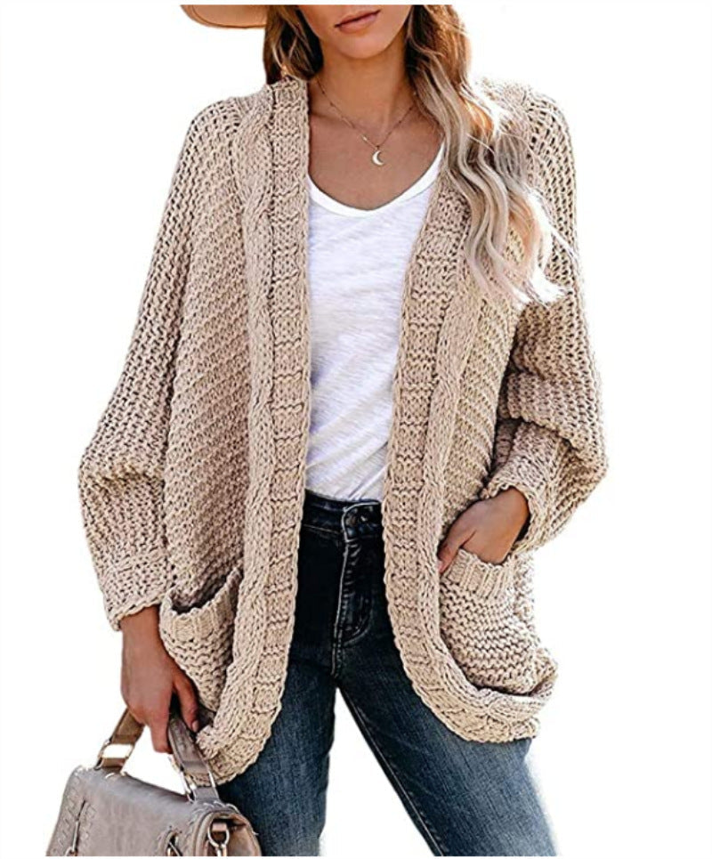 Women's Chunky Knit Jacket with Casual Contours and Large Pockets