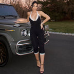 Elegant Jumpsuit with Lace Details and Tailored Silhouette