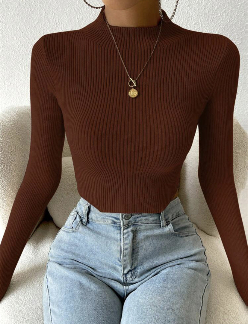 Women's Fine Knit Sweater with Mock Neck and Waveless Design