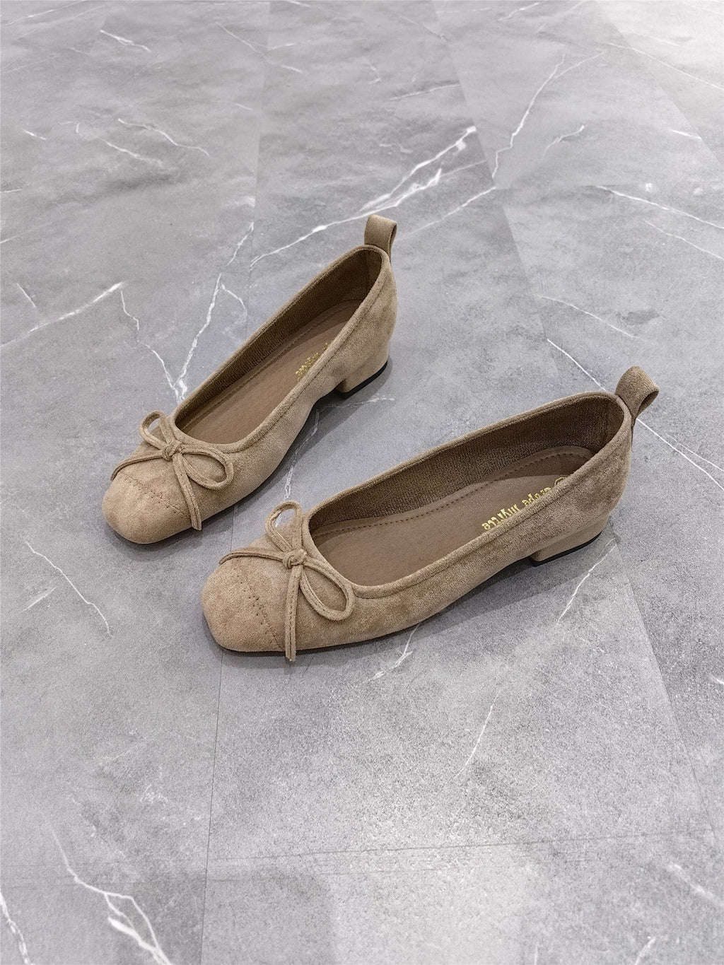 Women's Ballet Flats with Decorative Bow Detail