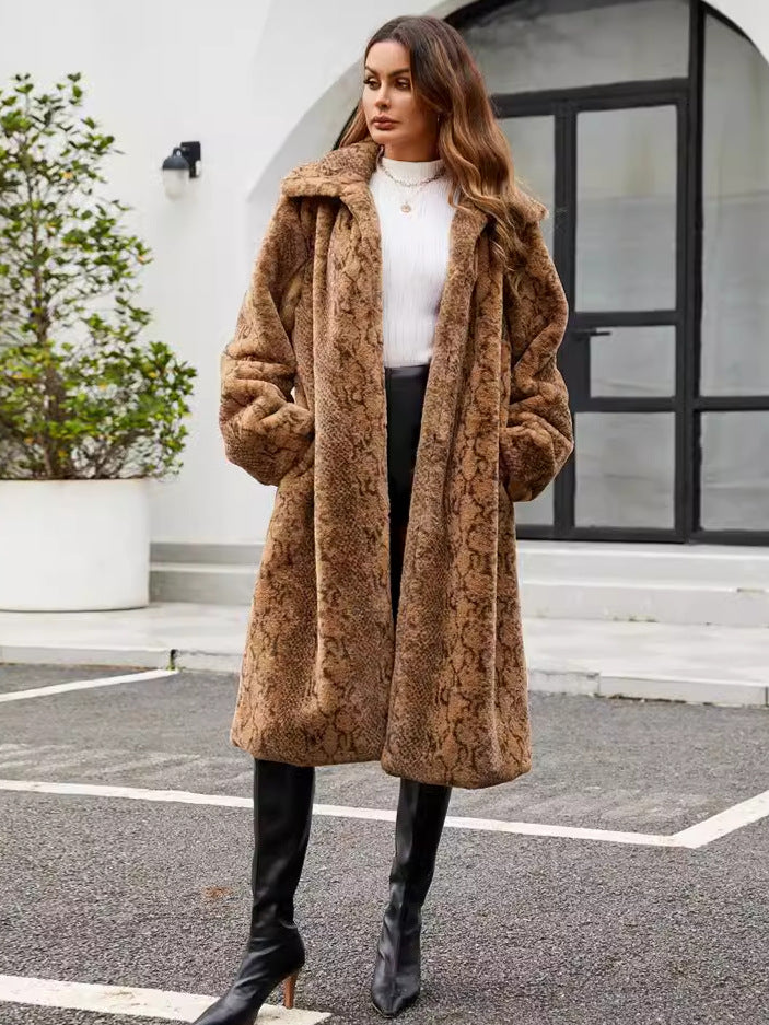 Women's Elegant and Stylish Faux Fur Coat