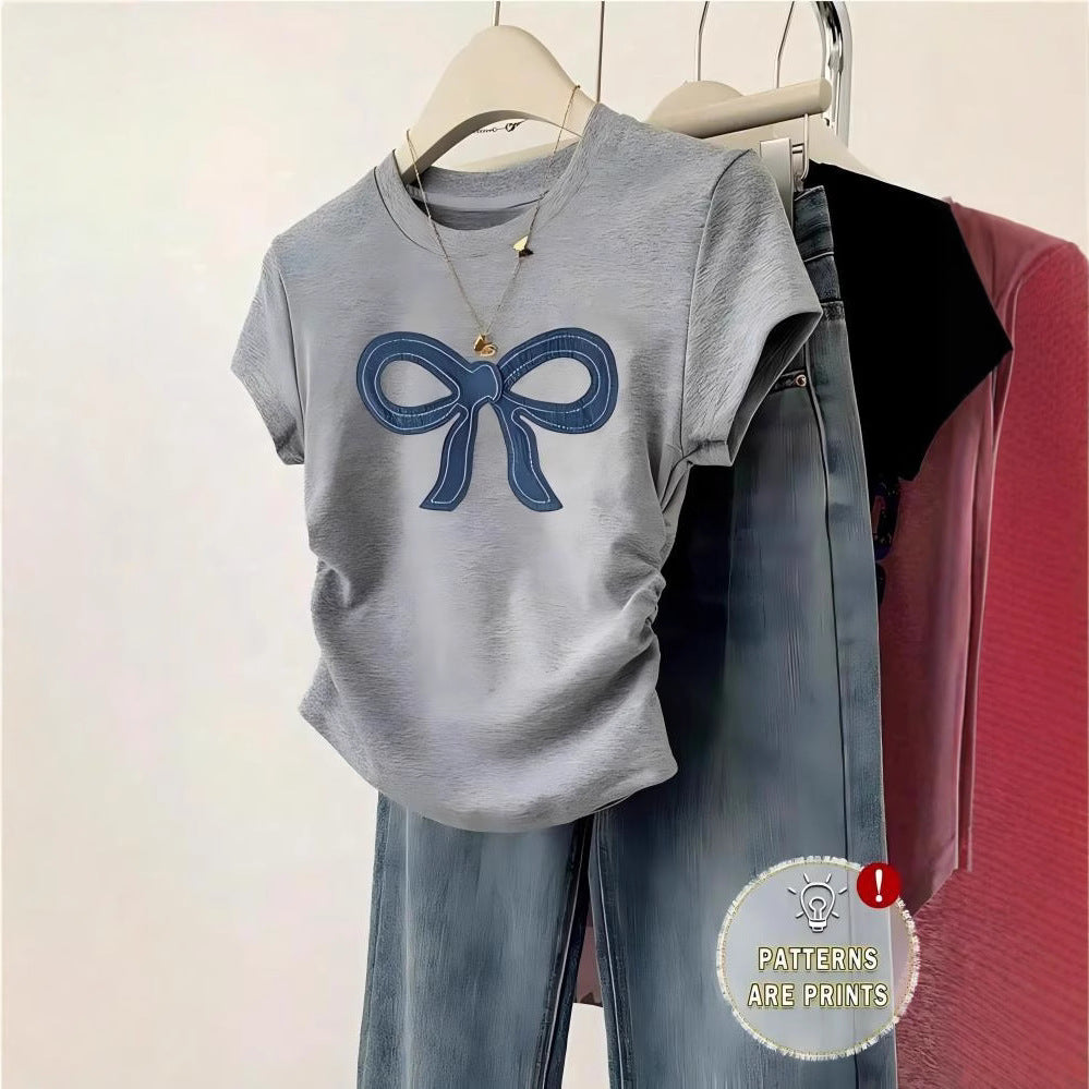 Women's Crop T-Shirt with Fitted Cut and Modern Design