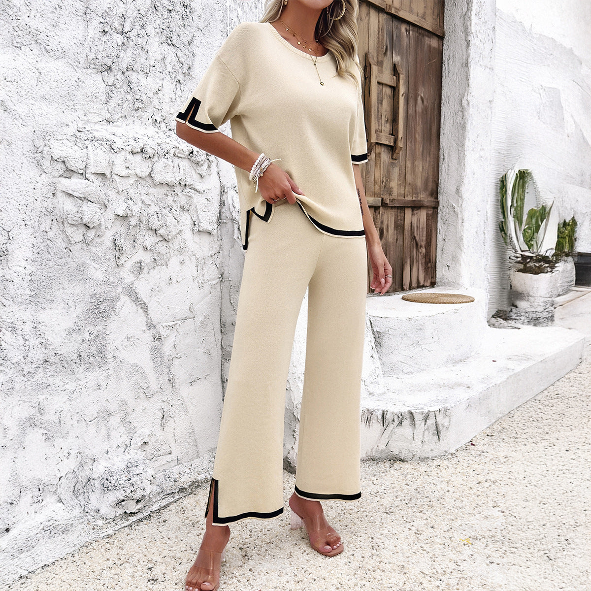 Women's Casual Two-Piece Knit Set with Fashionable Accents