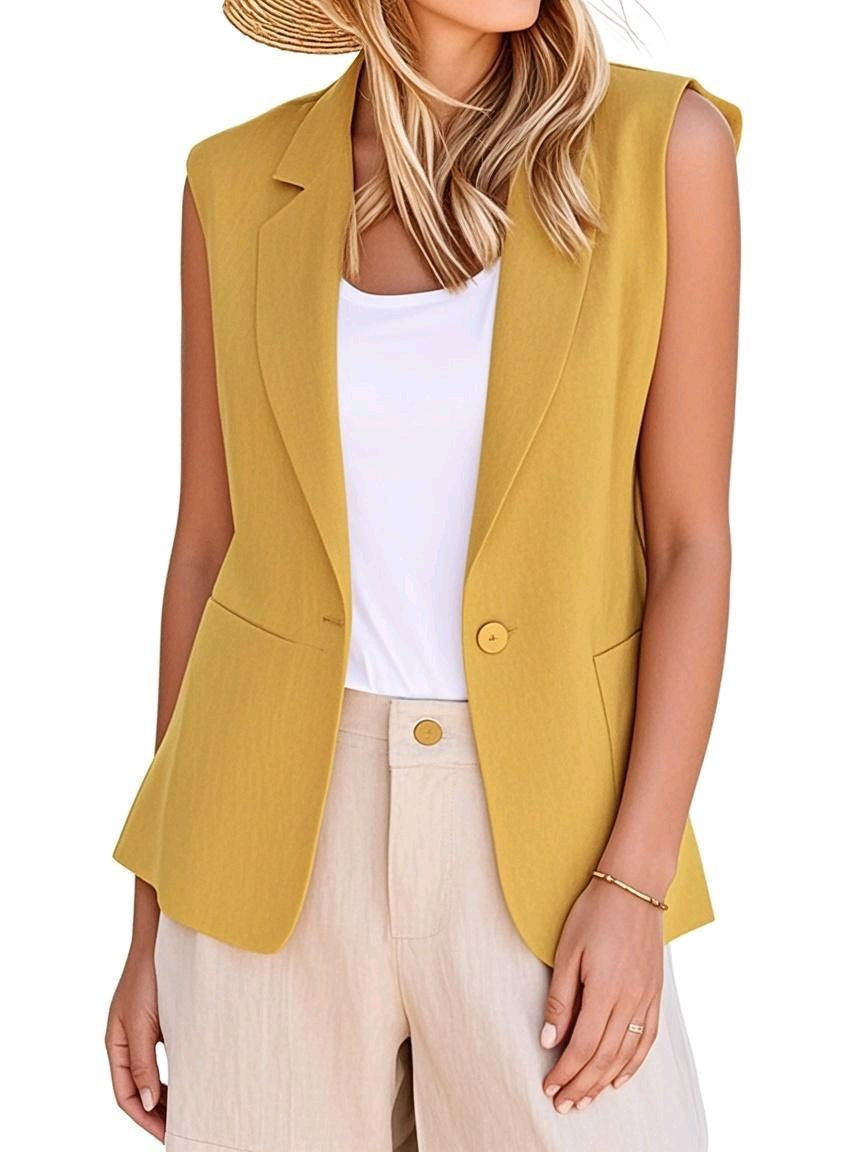 Women's Elegant Blazer and Shorts Set with Fluid Cut