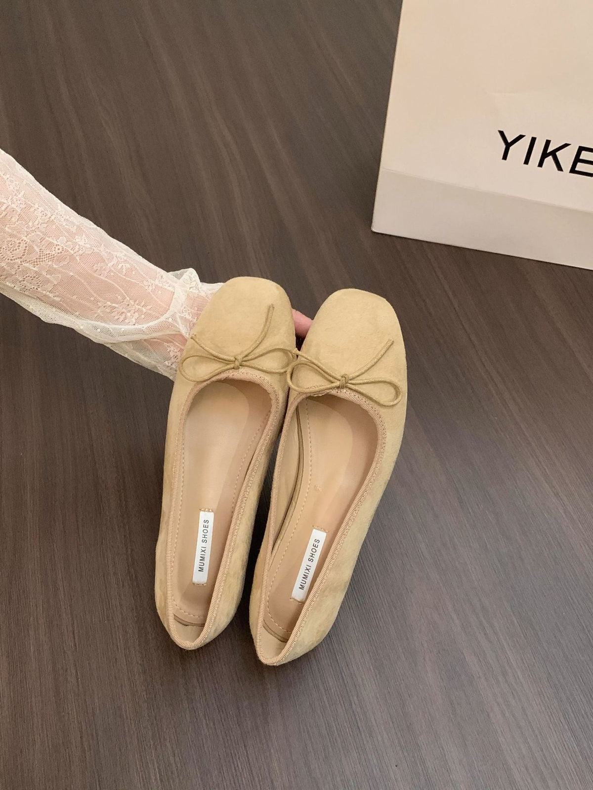Women's Suede Ballet Flats with Decorative Bow