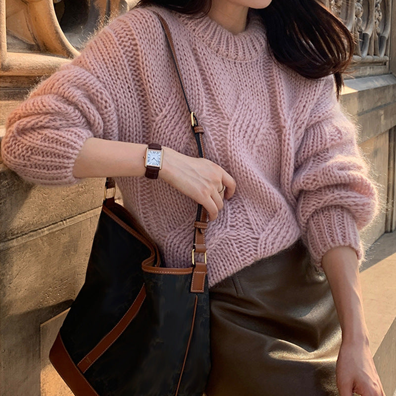 Women's Chunky Knit High-Neck Sweater with Wide Fit