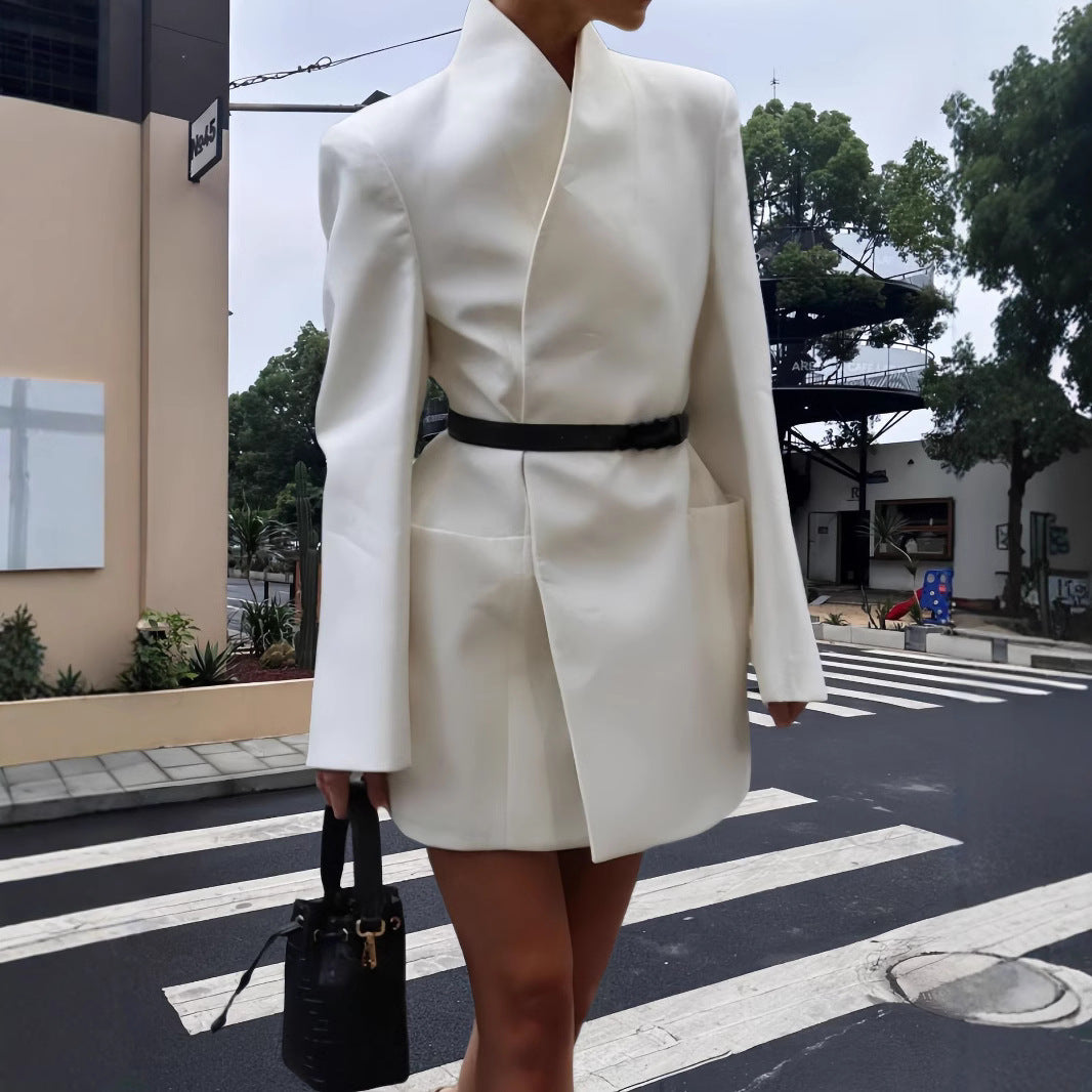 Women's Elegant and Modern Blazer Jacket