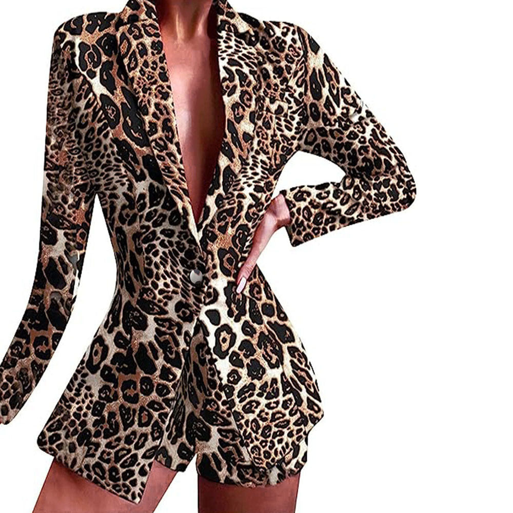Women's Fashionable Blazer with Shorts and Striking Color Design