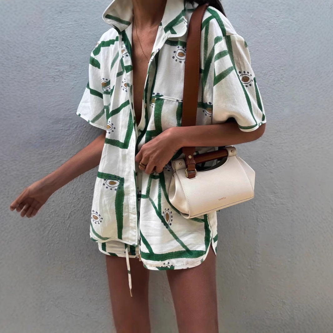 Women's Short Romper with Floral Pattern and Loose Cut