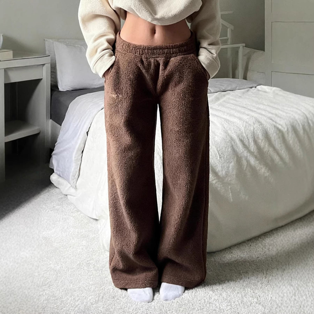 Women's Fluffy Joggers with Elastic Waist and Side Pockets