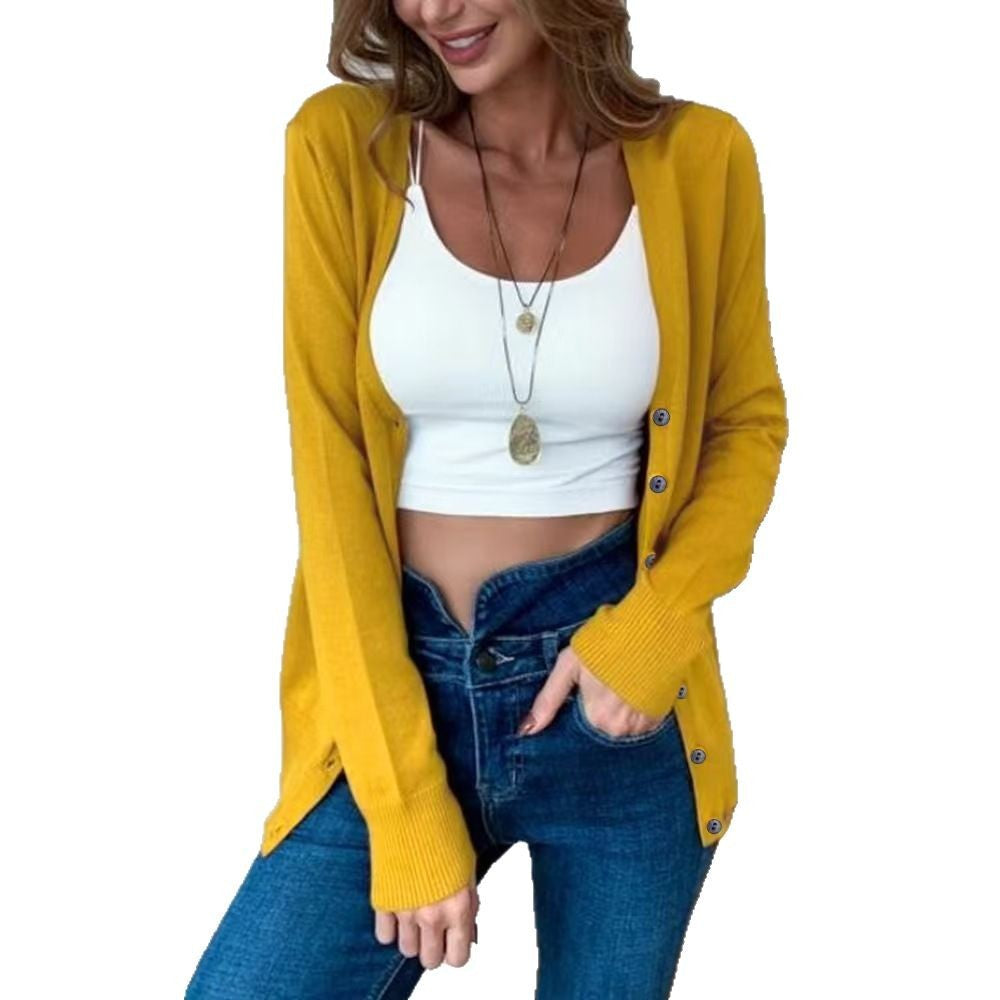 Elegant Cardigan with Wavy Hem