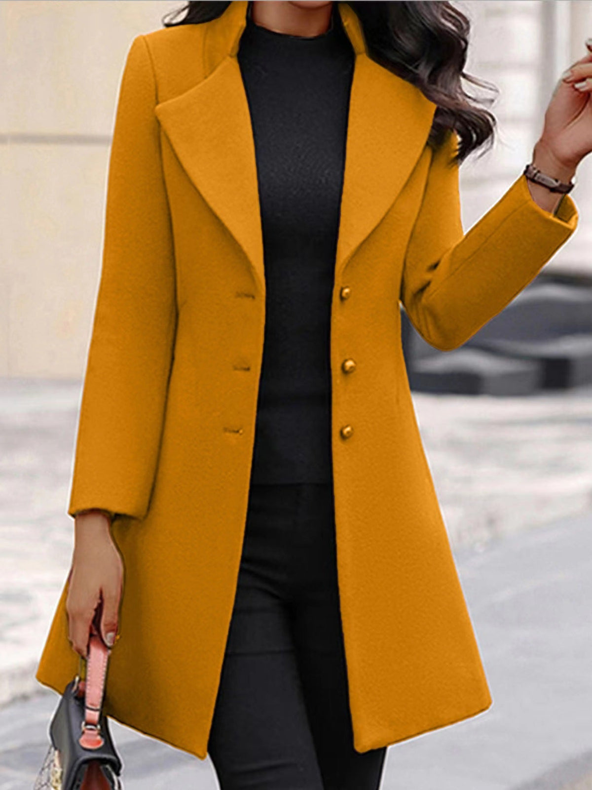 Elegant Coat with Modern Collar