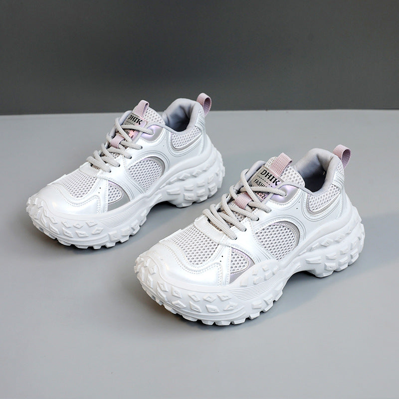 Women's Breathable Casual Sneakers with Cushioned Sole and Modern Running Design