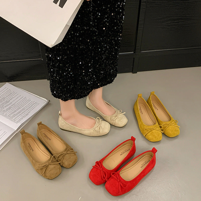 Women's Ballet Flats with Fine Bow Detail in Soft Material