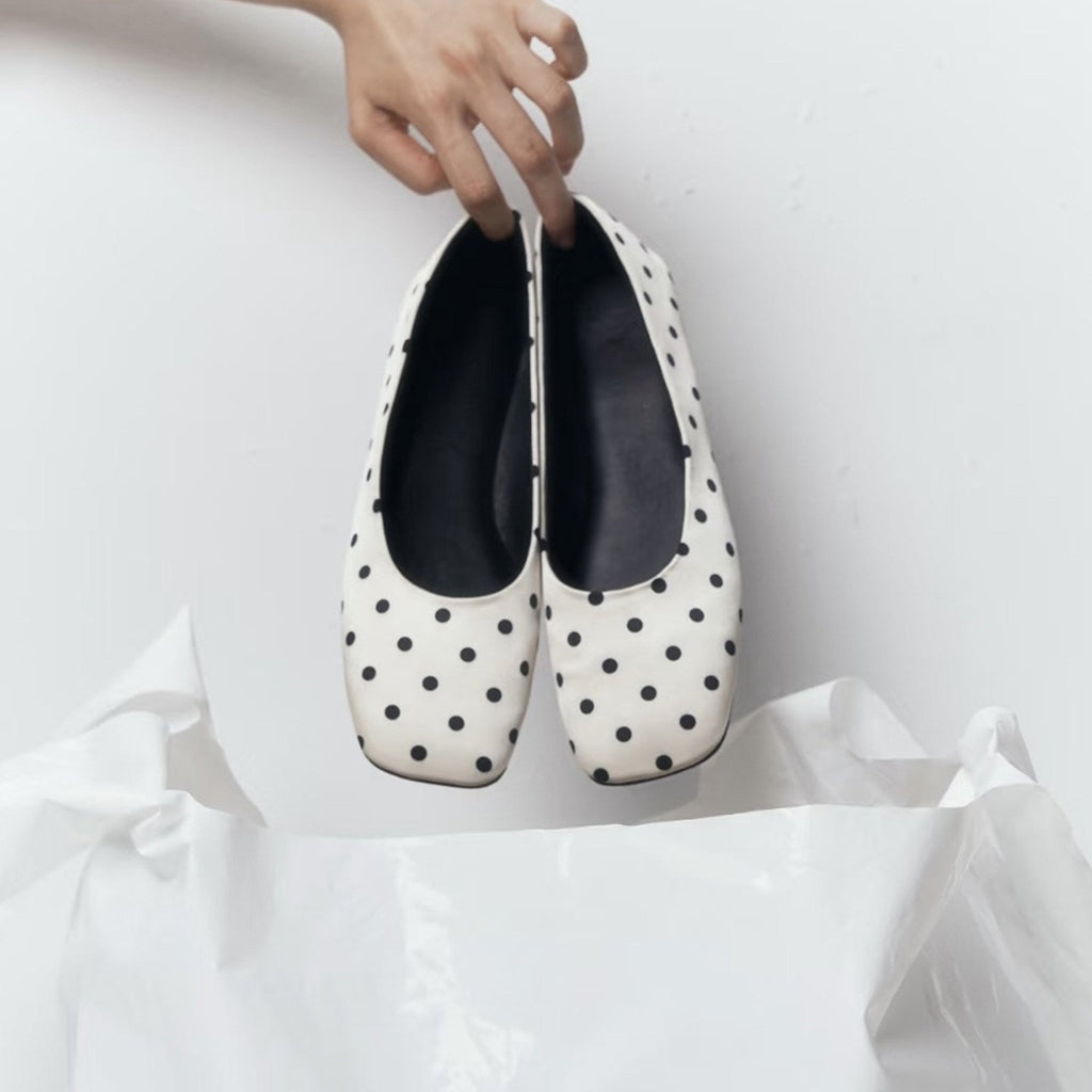 Women's Ballet Flats with Elegant Dot Pattern and Comfortable Lining