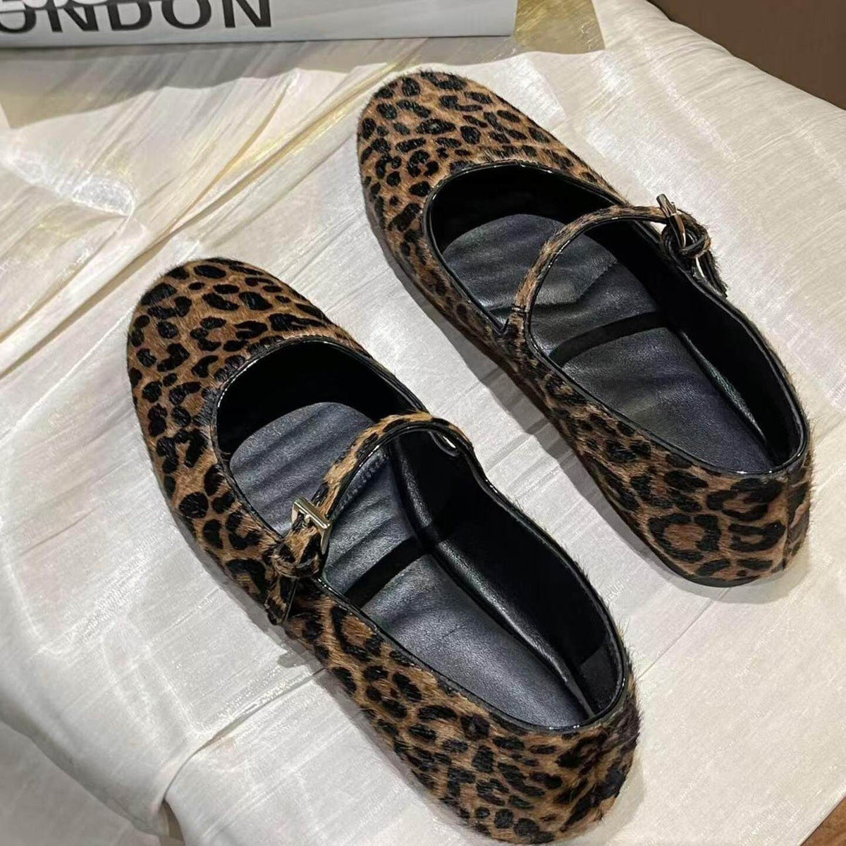 Women's Ballet Flats with Elegant Strap Design and Leopard Print