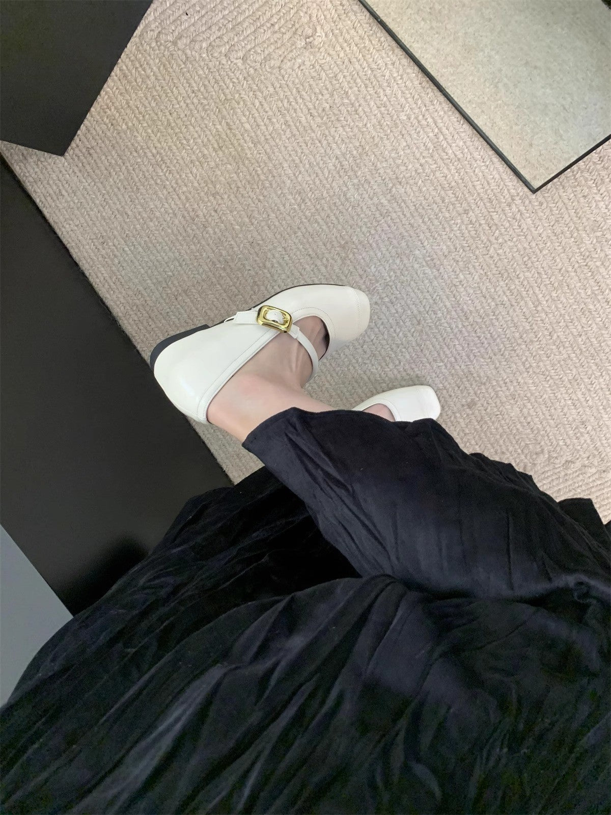 Women's Ballet Flats with Elegant Buckle and Metallic Surface
