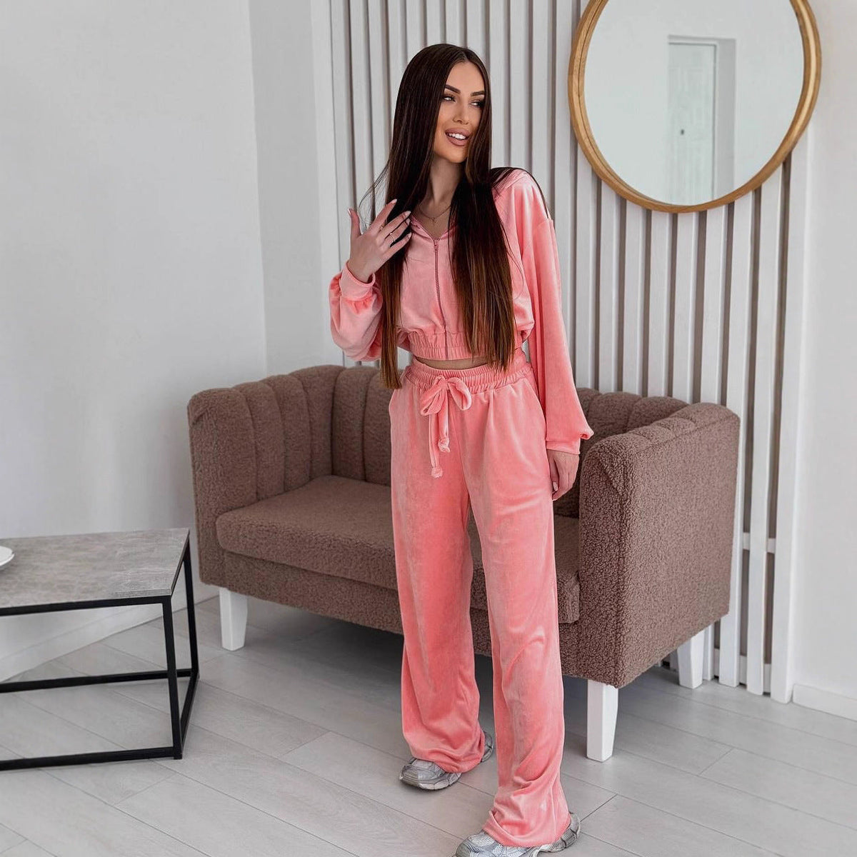 Women's Elegant Velour Lounge Set with Cropped Top and Wide-Leg Pants