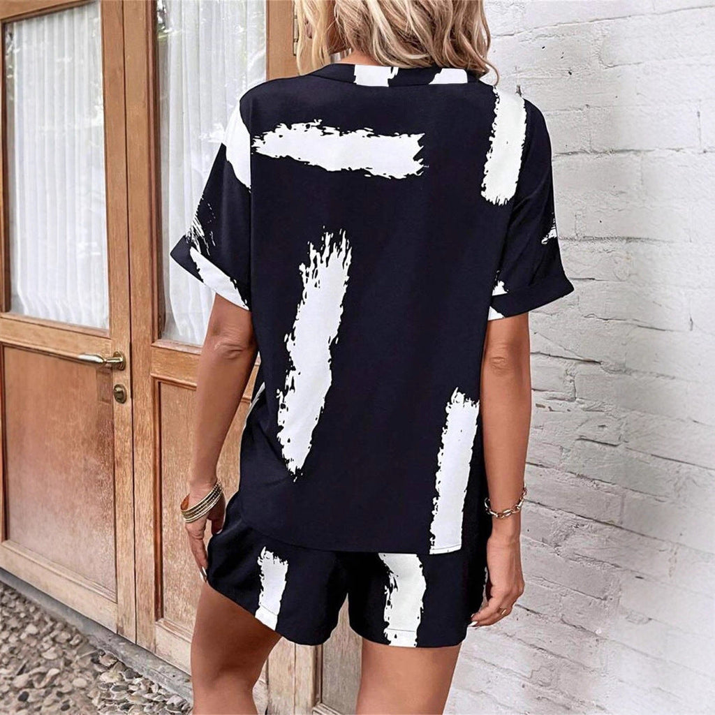 Summer Jumpsuit with V-Neck and Pockets