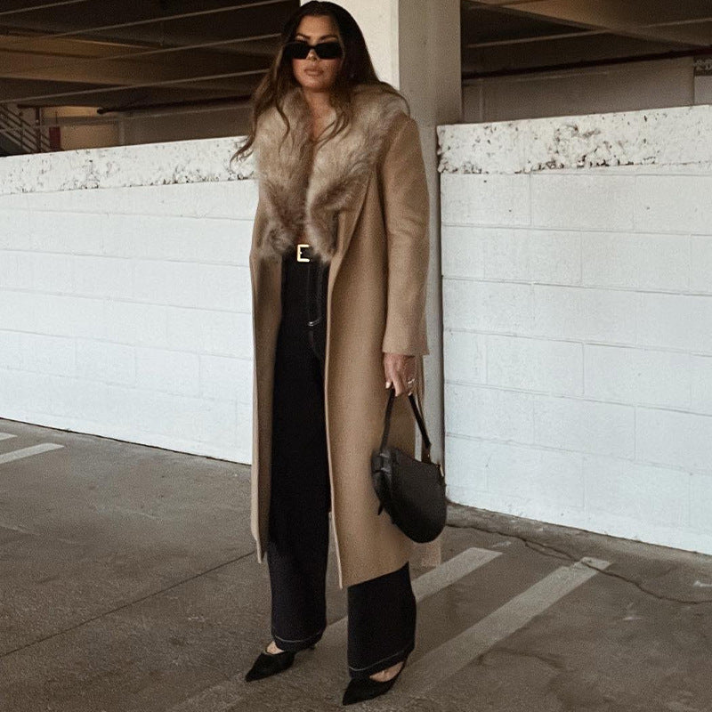 Women's Elegant Trench Coat with Cozy Faux Fur Collar and Adjustable Belt