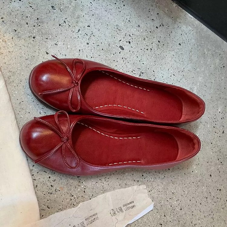Women's Leather Ballet Flats with Delicate Bow Accent