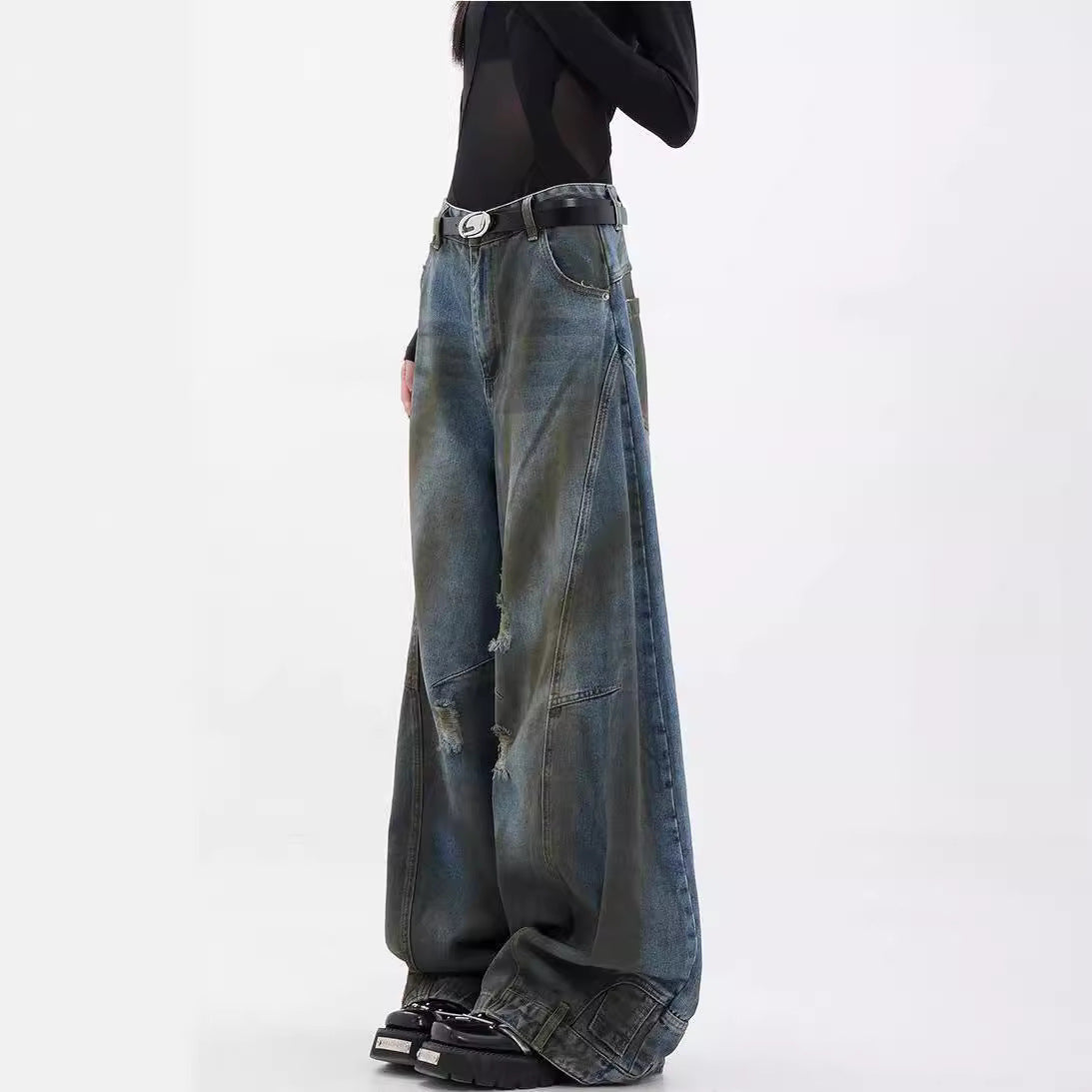 Women's Extra-Wide Leg Jeans with Distressed Details