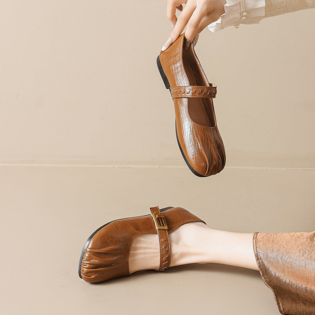 Women's Ballet Flats with Decorative Strap and Leather Surface