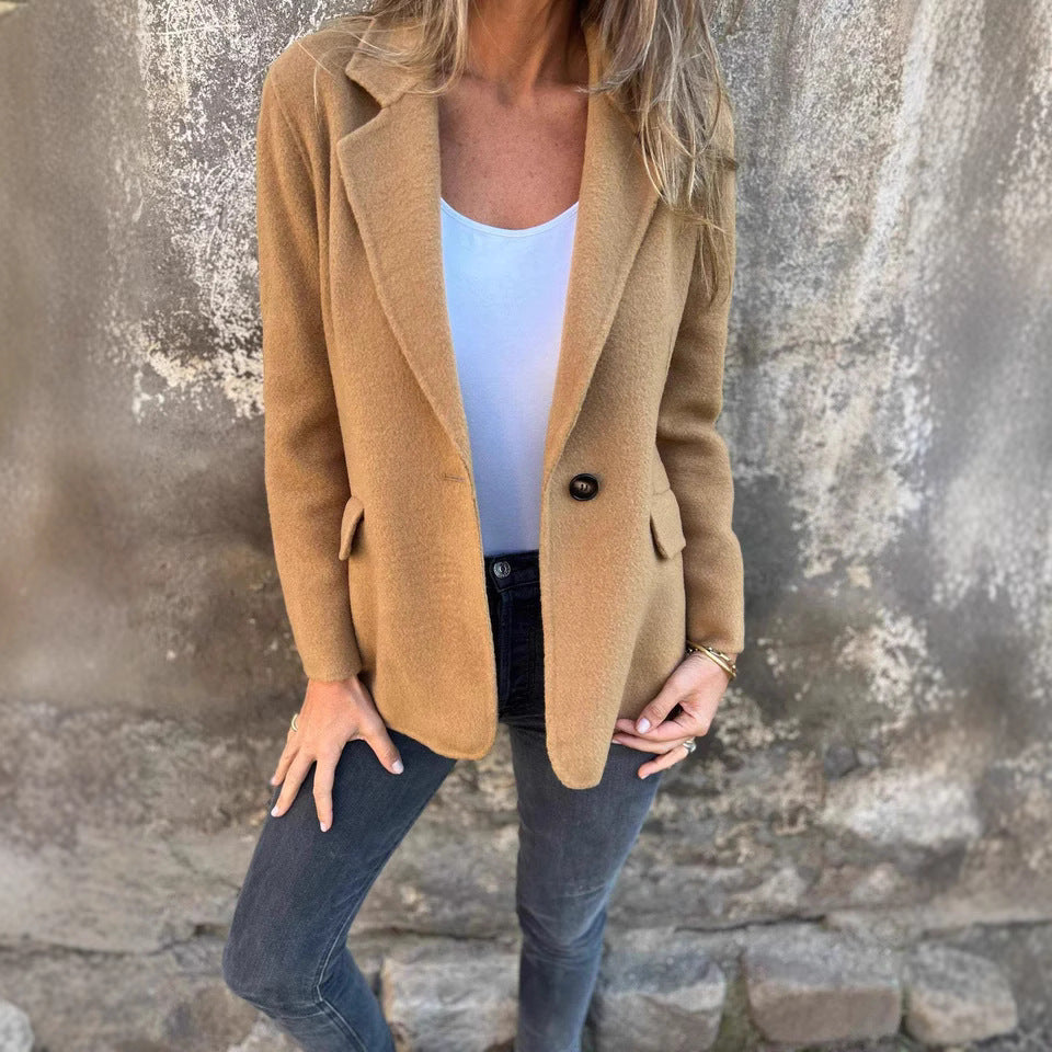 Women's Elegant Wool Jacket with Slim Fit