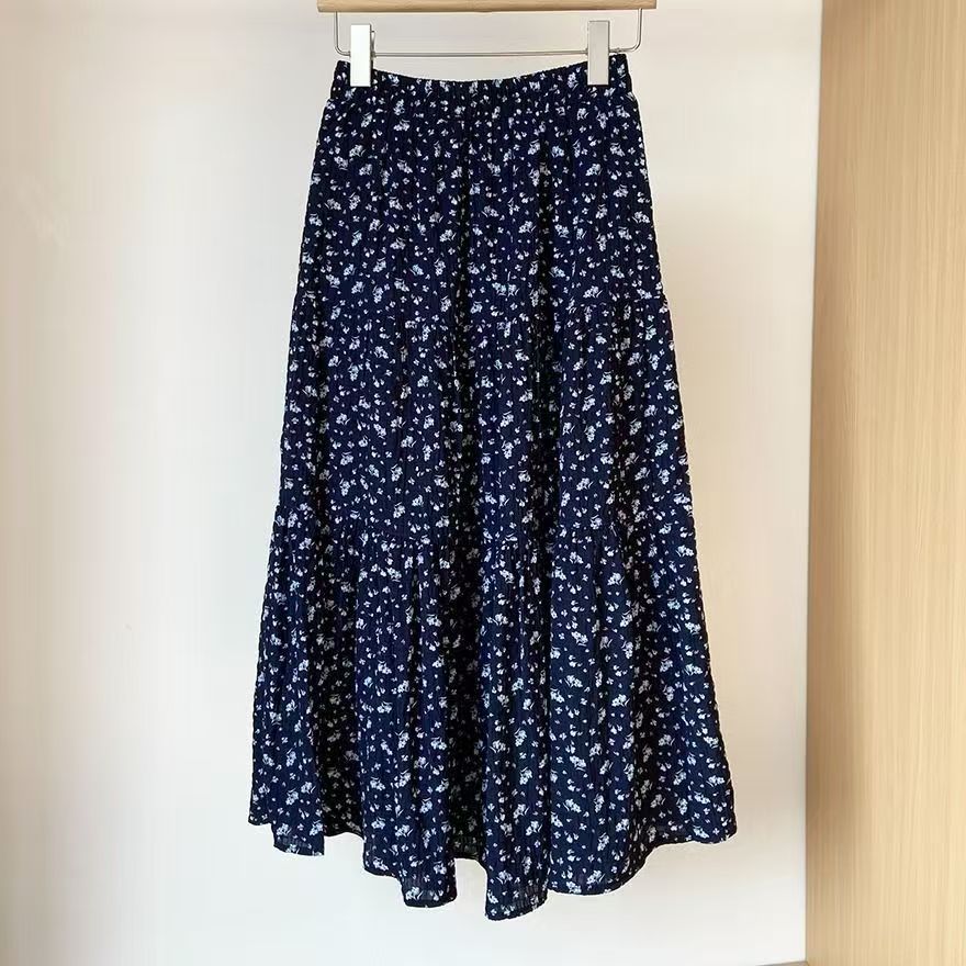 Women's Maxi Skirt with Romantic Floral Pattern