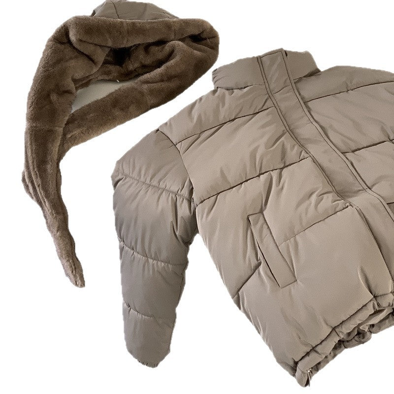 Fashionable Puffer Jacket with Detachable Faux Fur Collar and Pockets