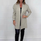 Women's Elegant Knit Cardigan with Button Details and Pockets