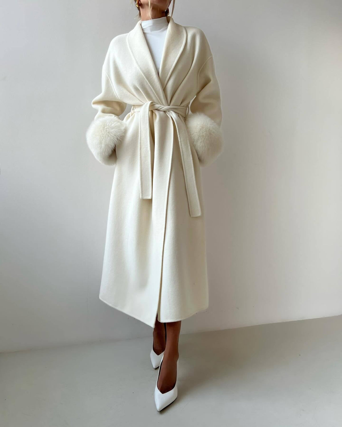 Elegant Long Jacket with Detachable Sleeves
