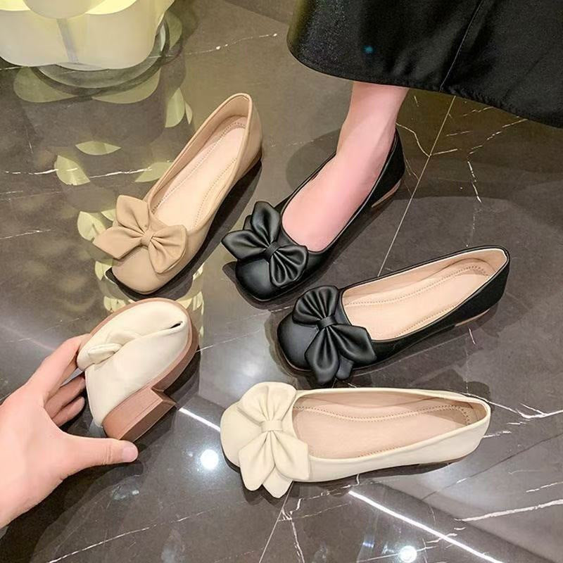 Women's Ballet Flats with Elegant Bow Detail