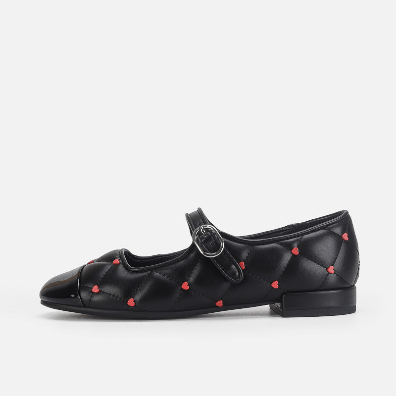 Women's Ballet Flats with Elegant Strap Design and Quilted Finish