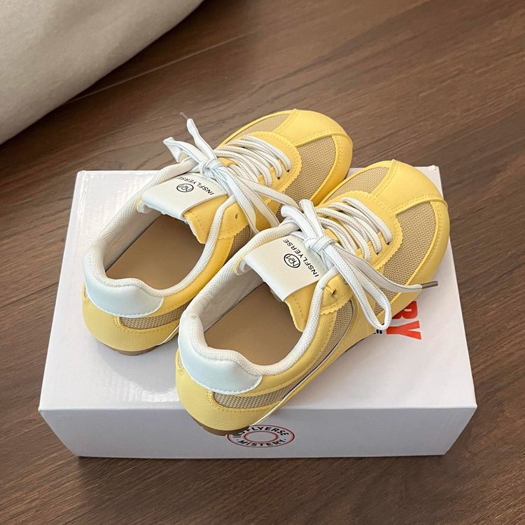 Women's Breathable Casual Sneakers with Elegant Design and Innovative Sole