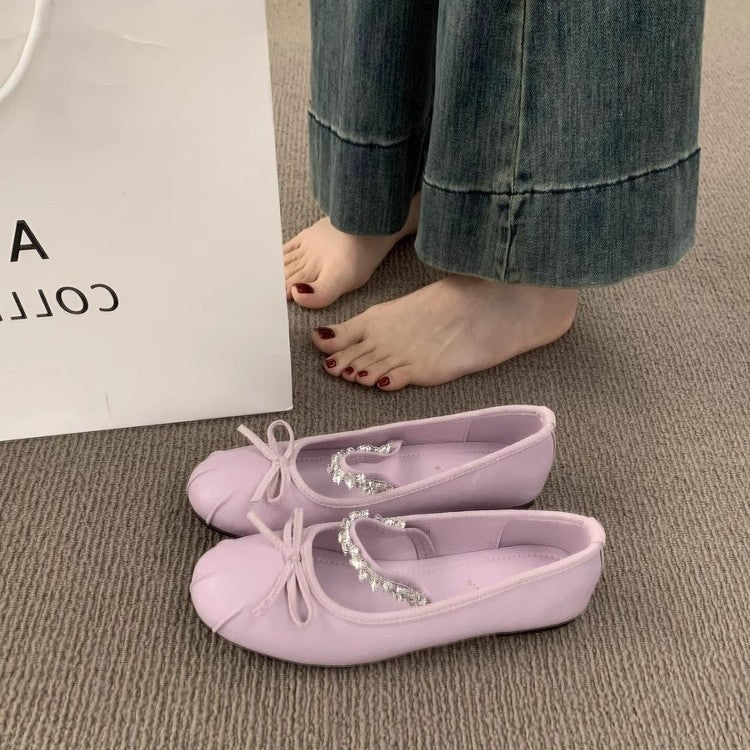 Women's Ballet Flats with Elegant Bow Accent and Quality Lining