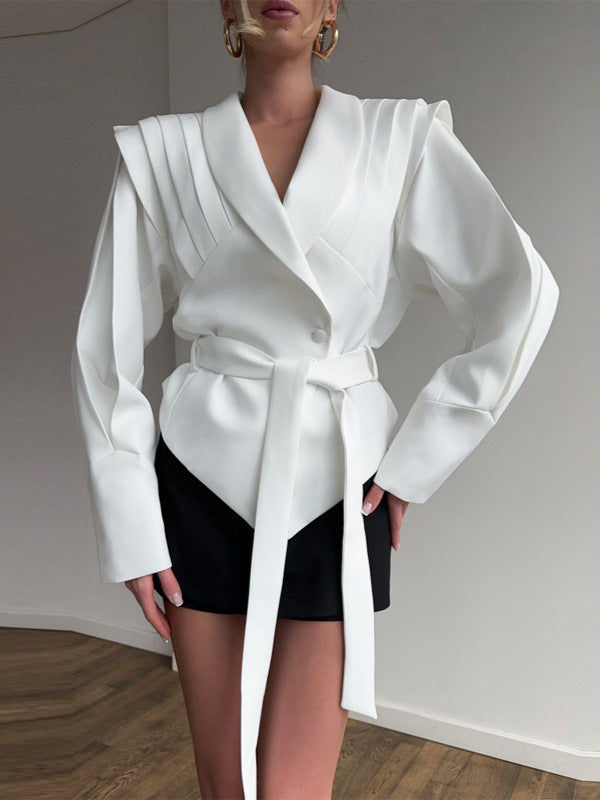 Women's Blazer with Modern Cut
