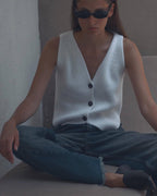 Elegant Business Jacket with Textured Design and Pockets